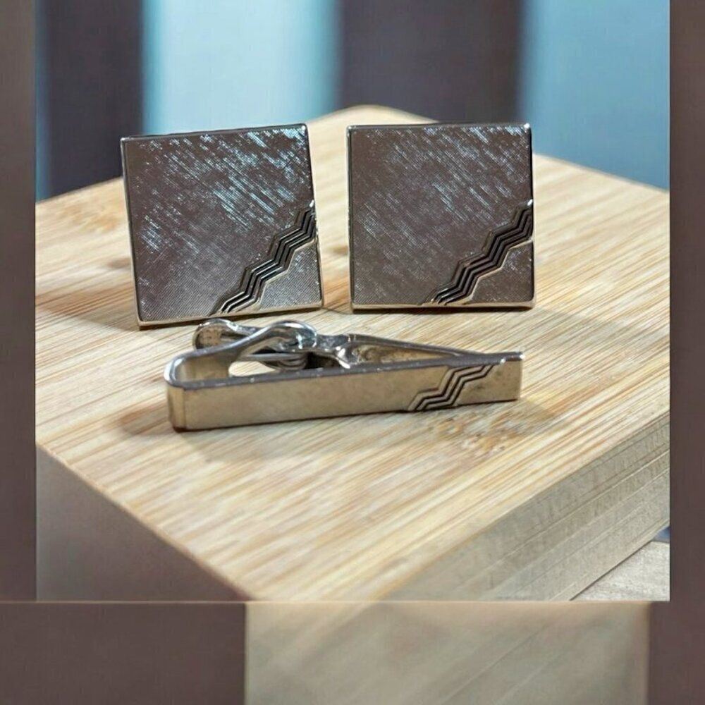 MENS VINTAGE SWANK CUFF LINKS AND TIE CLIP